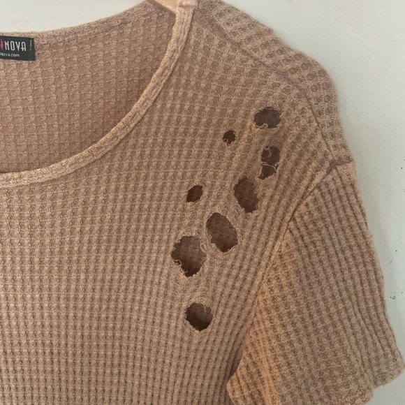 NWOT Distressed Waffle Tunic - Picture 2 of 3